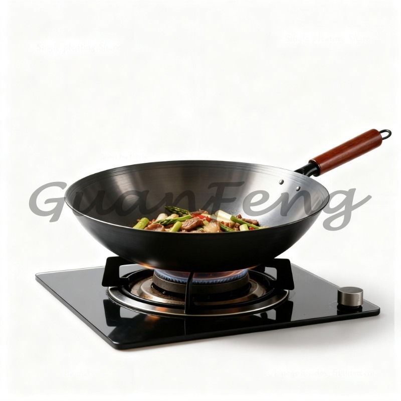 Home Cooking In Chinese - Poêles en fer forgé à la